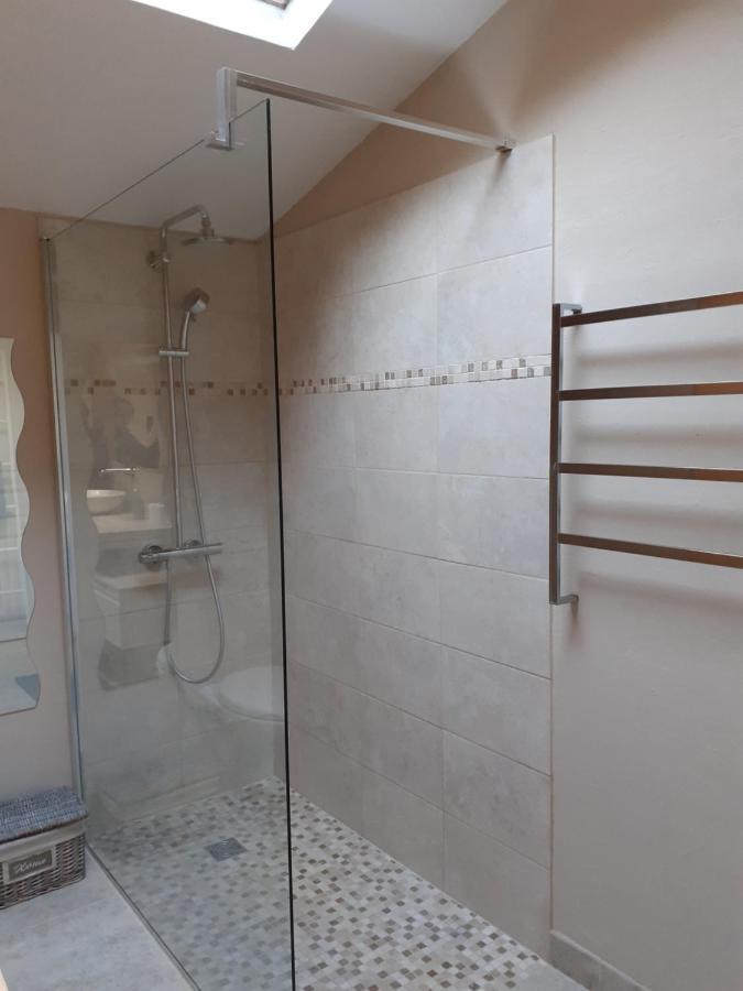 Centre Ville, Chambre Independante 20M2 Et Sa Salle De Bain Privee Nogent-le-Rotrou Exterior photo